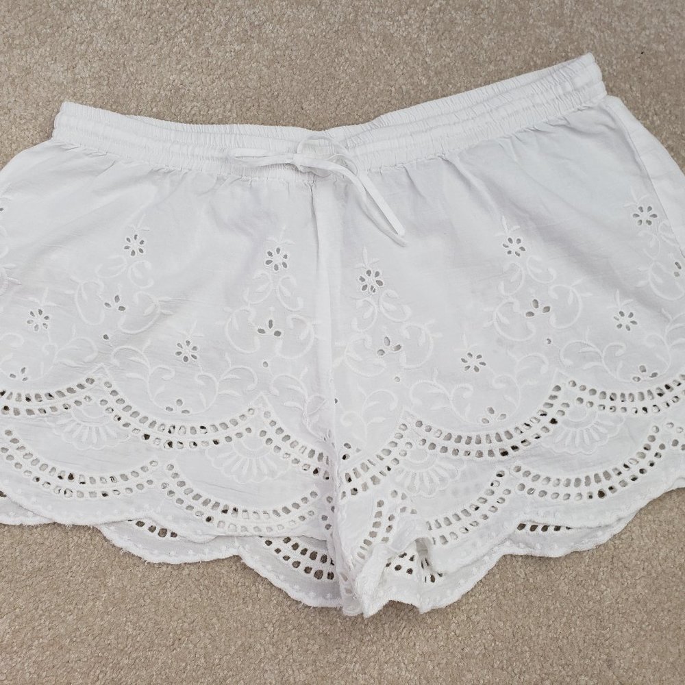 White Eyelet Drawstring Women's Shorts - Picture 2 of 8